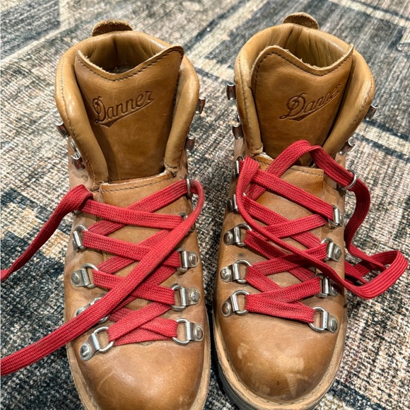 Danner Mountain LT Cascade Boots